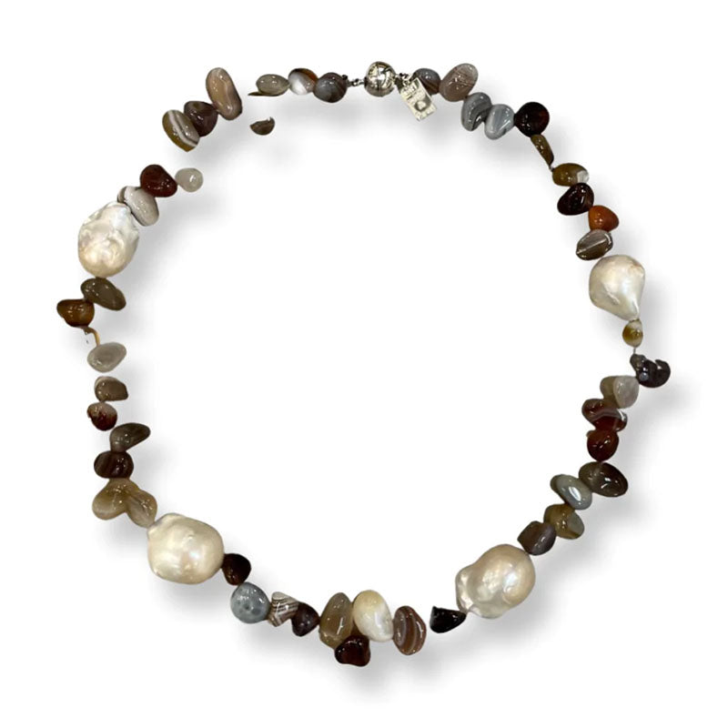 124-09-SHORT | BROWN AGATE & WILD PEARL NECKLACE SHORT124-09-SHORT | BROWN AGATE & WILD PEARL NECKLACE SHORT